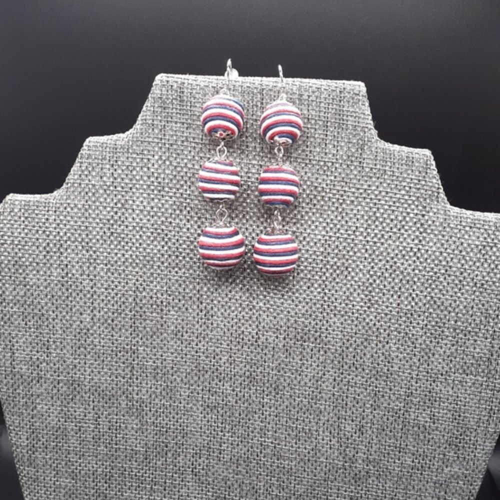 Red, White, & Blue Tiered Rounds Dangle Handmade Earrings NWOT